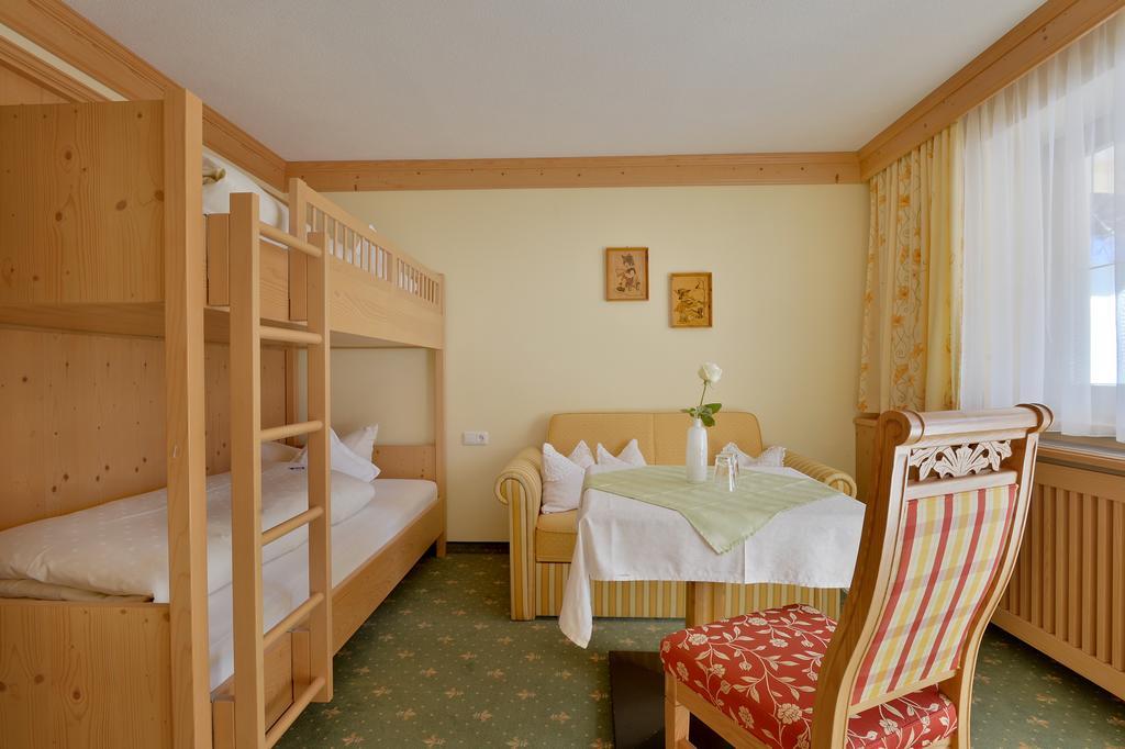 Hotel Laendenhof Superior ไมย์อาโฮเฟิน ภายนอก รูปภาพ