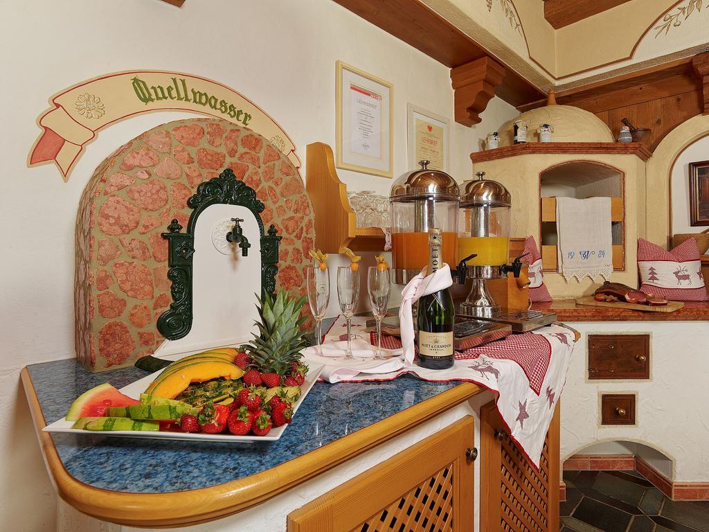 Hotel Laendenhof Superior ไมย์อาโฮเฟิน ภายนอก รูปภาพ
